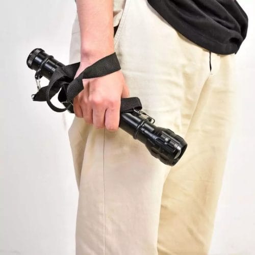 Long Zoomable LED torch flashlight + compass. Use Size D battery or 18650.