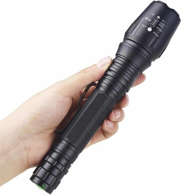300m Beam V.2 LEDFlashlight 18650 T6 XML. Torch + 18650 + Charger
